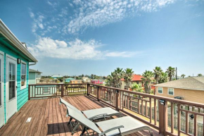 Surfside Beach Retreat about half Mile to the Sand!